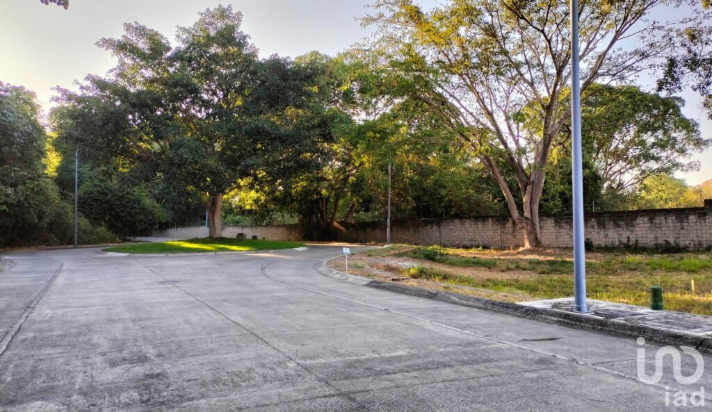 Terreno Zona Exclusiva de Colima - Altozano