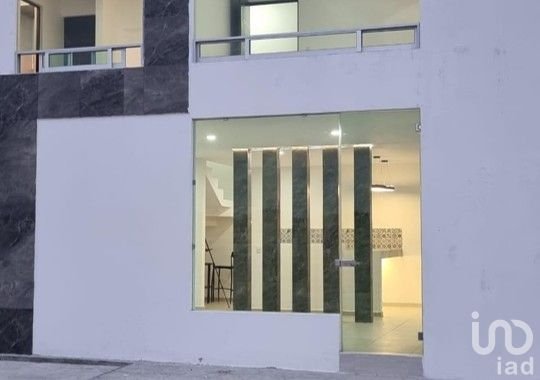 CASA EN RESIDENCIAL ALVENTO