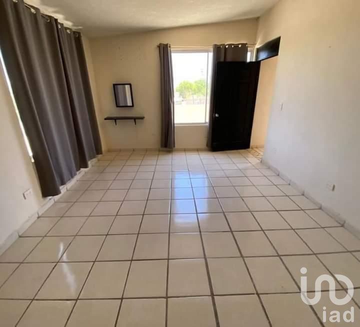 Casa Canario en col. Calandrio La Paz, B.C.S.