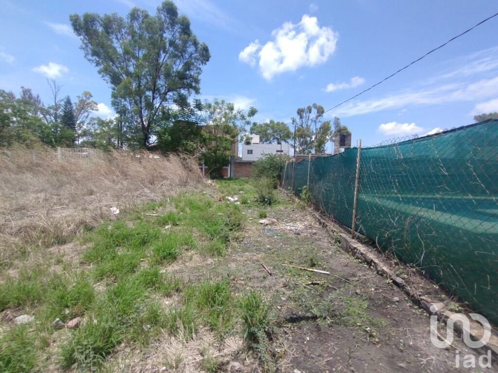 Terreno en Venta Fracc El Venadito con seguridad cerca de balnearios, con escrituras
