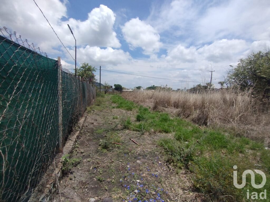 Terreno en Venta Fracc El Venadito con seguridad cerca de balnearios, con escrituras