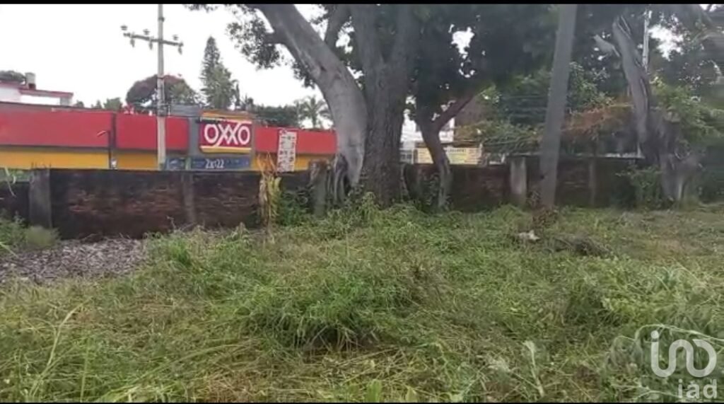 CÉNTRICO TERRENO EN CUERNAVA (OPORTUNIDAD)