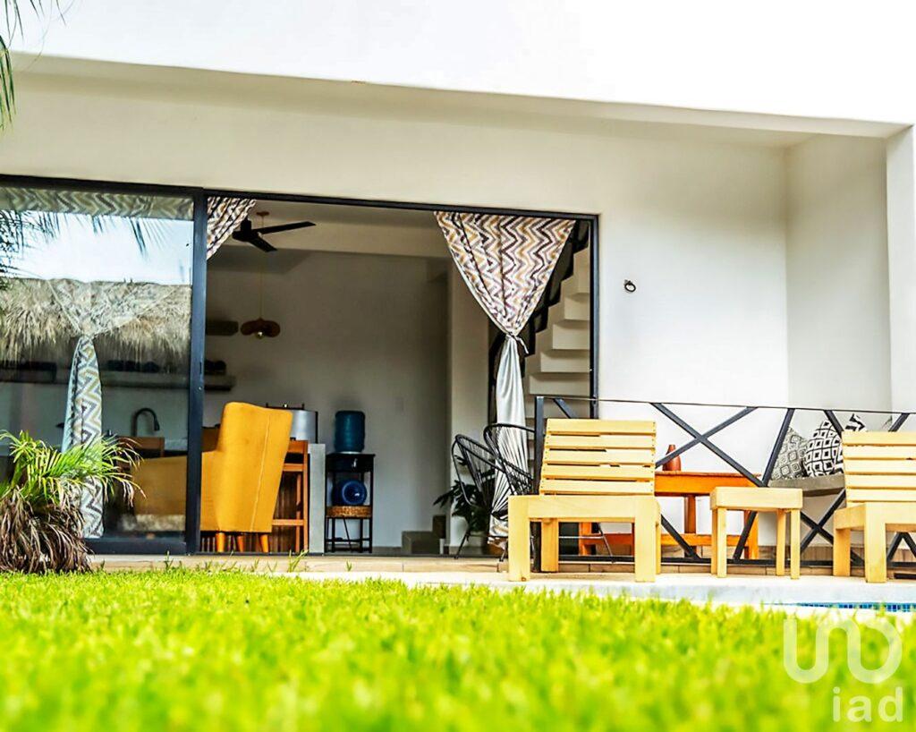 IDEAL PARA INVERSIÓN : EXCLUSIVA CASA EN BRISAS DE ZICATELA, PUERTO ESCONDIDO