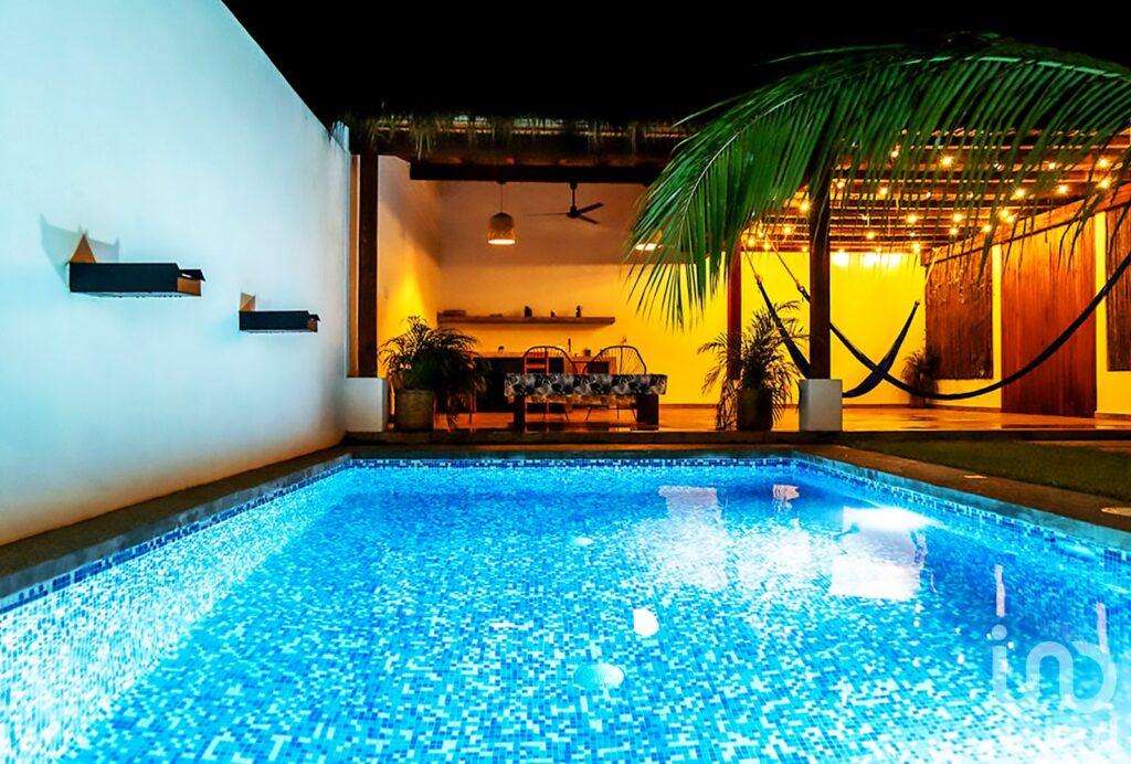 IDEAL PARA INVERSIÓN : EXCLUSIVA CASA EN BRISAS DE ZICATELA, PUERTO ESCONDIDO