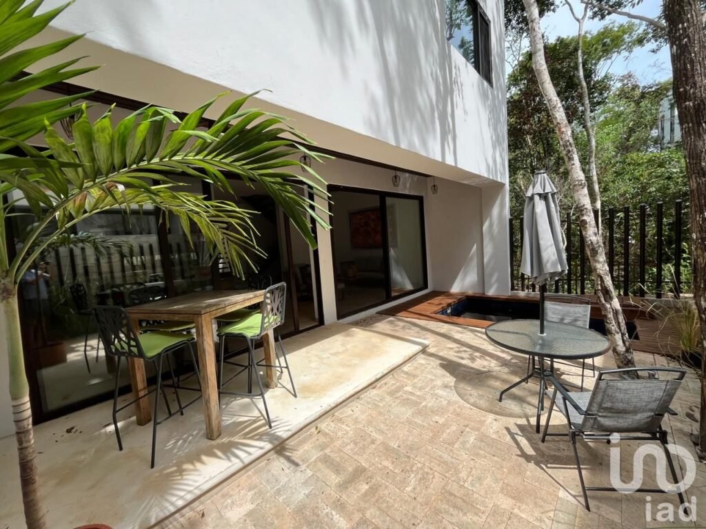 Se vende casa estilo Minimalista en Playa del Carmen, Quintana Roo