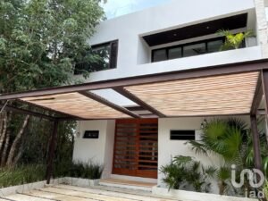 Se vende casa estilo Minimalista en Playa del Carmen, Quintana Roo Se vende casa estilo Minimalista en Playa del Carmen, Quintana Roo