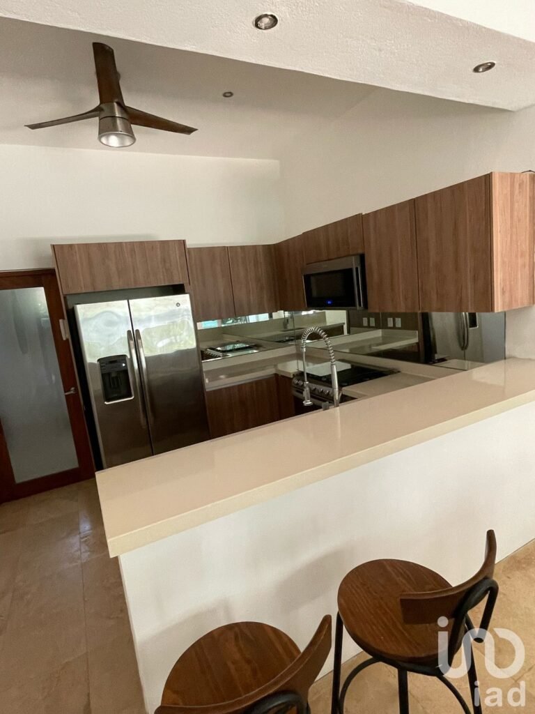 Se vende casa estilo Minimalista en Playa del Carmen, Quintana Roo