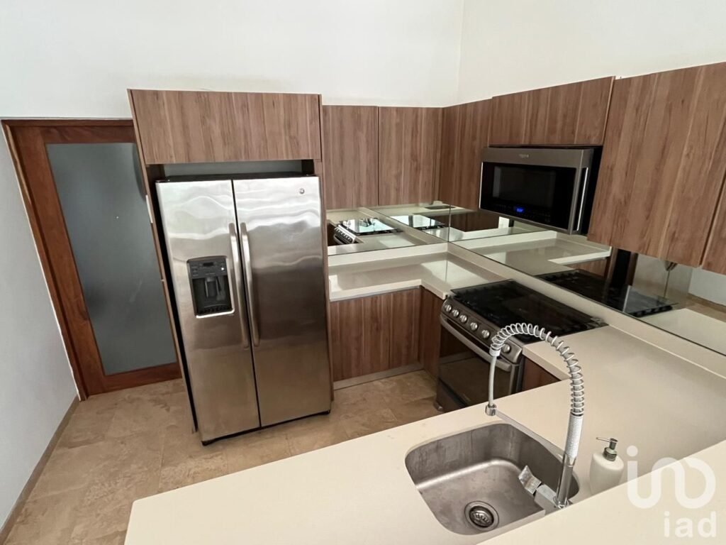 Se vende casa estilo Minimalista en Playa del Carmen, Quintana Roo