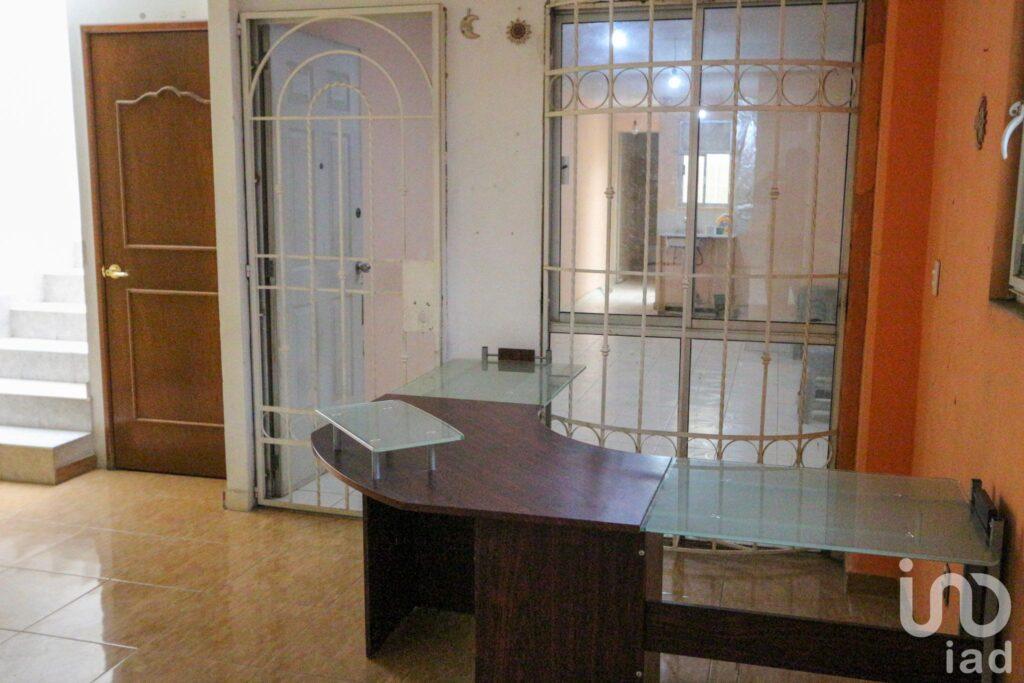 Venta de Amplia Casa en Acolman