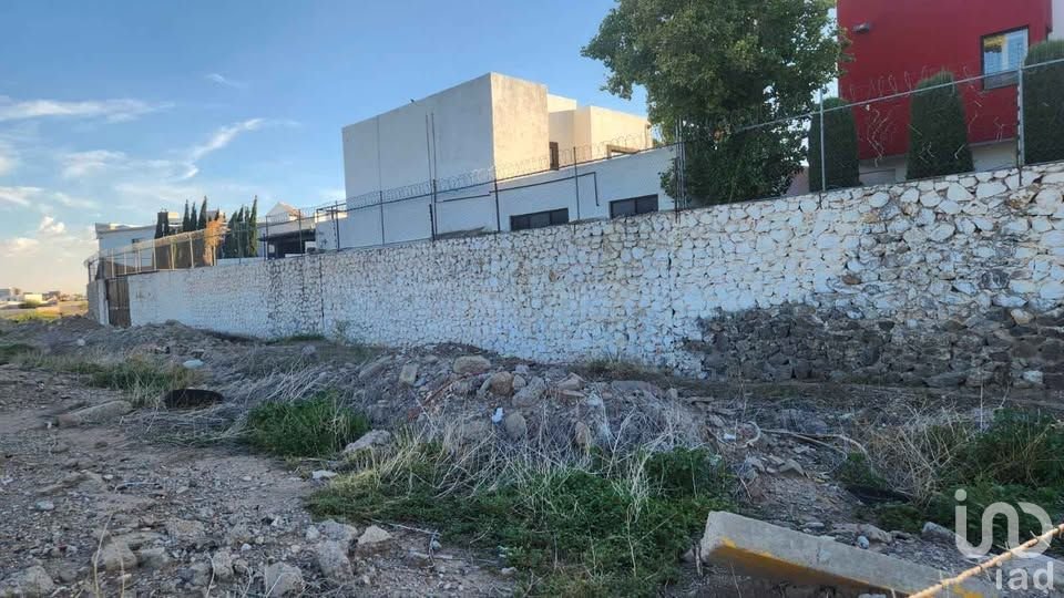 SE VENDEN 2 TERRENOS POR ZONA PARQUE INDUSTRIAL BERMUDEZ