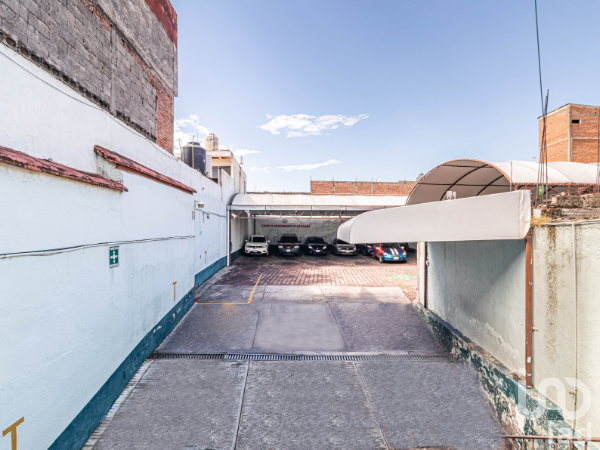 Inversionistas! VENDO PROPIEDAD A PRECIO DE  TERRENO EN EL CORAZON DE CUERNAVACA