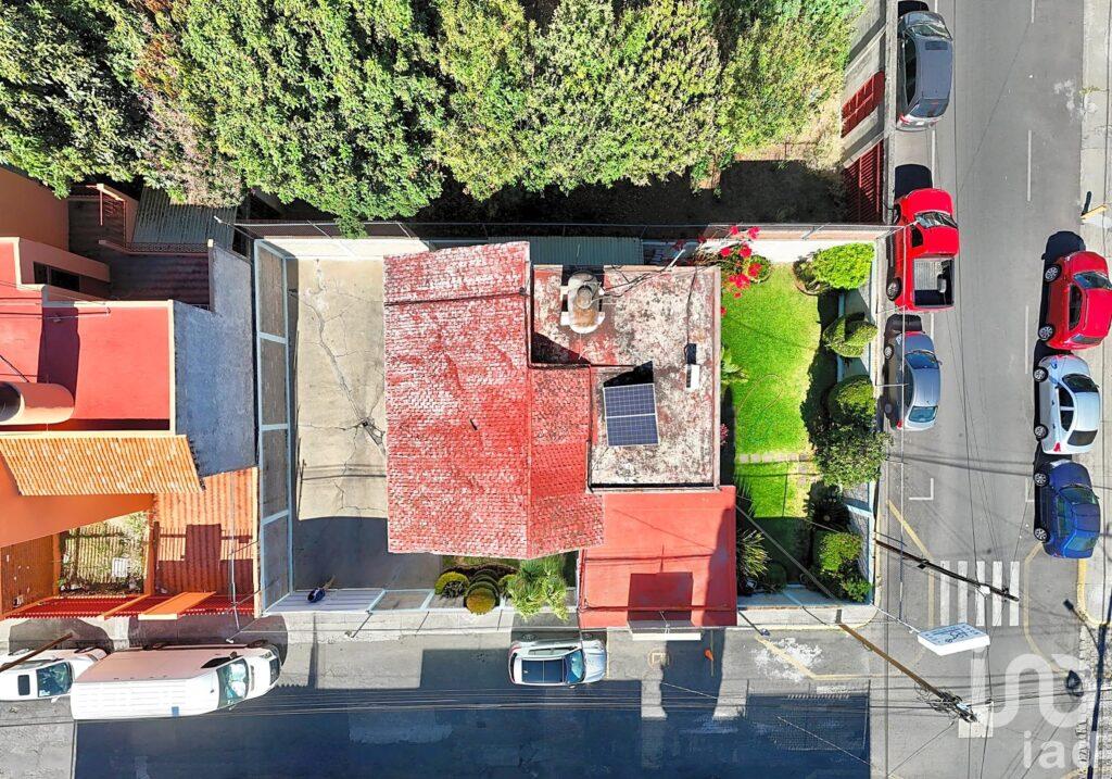 Casa en Nueva Chapultepec (en esquina), Morelia, Michoacán.