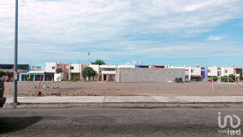 Terreno DE USO MIXTO en VENTA sobre Av Anastacion Brizuel (32)