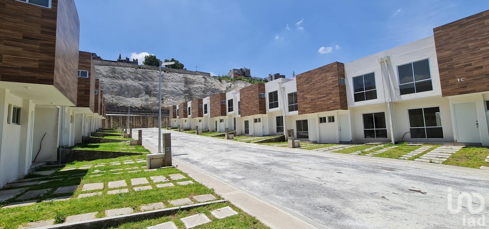 VENTA DE CASA A UN COSTADO DE BOSQUE REAL