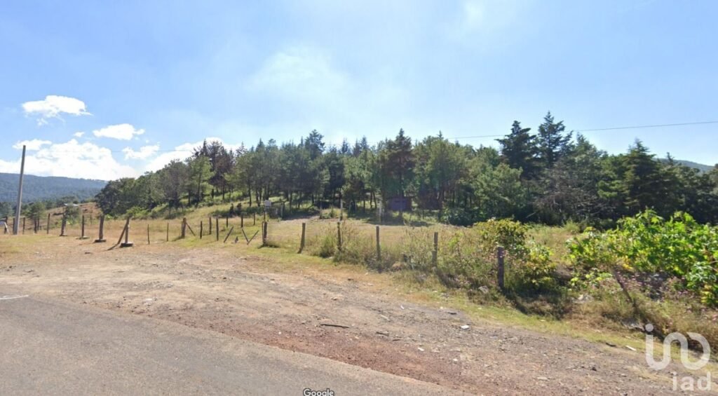 SE VENDE TERRENO PARA INVERSION EXELENTE PARA RESTAURANTE O CABAÑAS JESUS DEL MONTE MORELIA