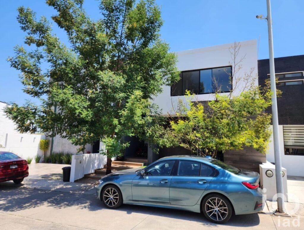 Se vende casa em Abedules trres Marías paseo del parque Morelia