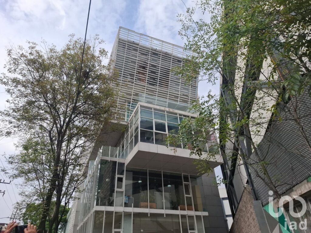 Local en venta en San Pedro de los Pinos