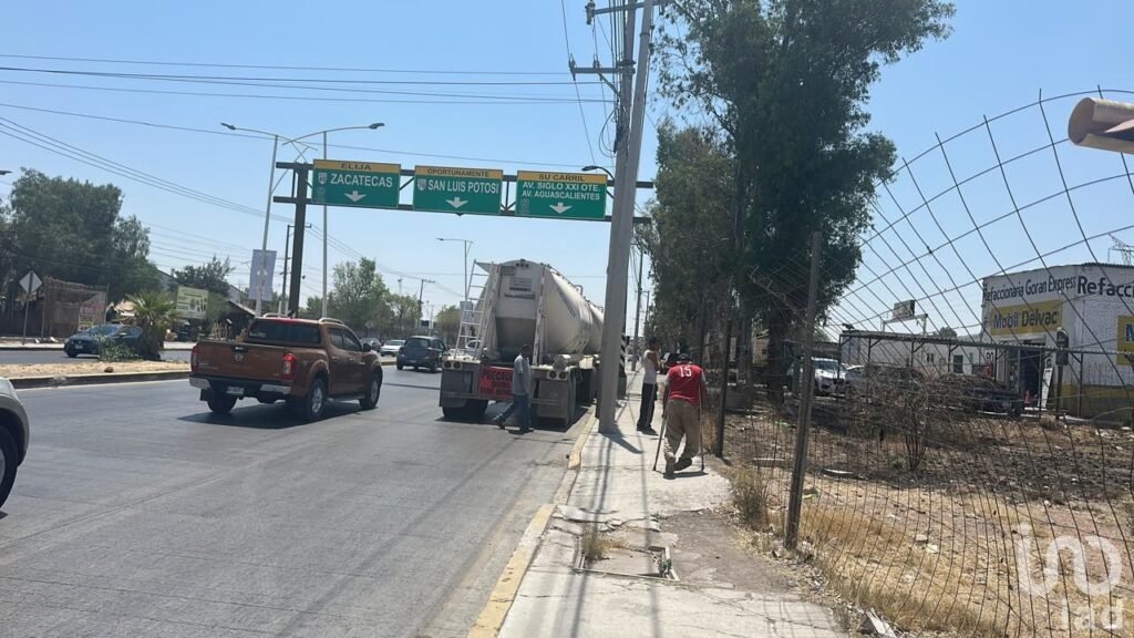 TERRENO EN RENTA SUP. 3000 M2, AV. SIGLO XXI CASI ESQUINA CON AV. INDEPENDENCIA, AGUASALIENTES.