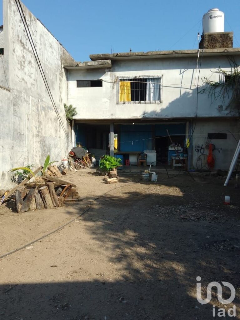 OPORTUNIDAD CASA EN VENTA FRACC. SOLIDARIDAD 224 M2 C. Y 400 M2 TERRENO CARDENAS, TABASCO