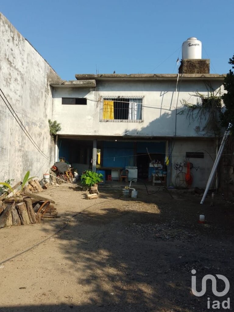 OPORTUNIDAD CASA EN VENTA FRACC. SOLIDARIDAD 224 M2 C. Y 400 M2 TERRENO CARDENAS, TABASCO