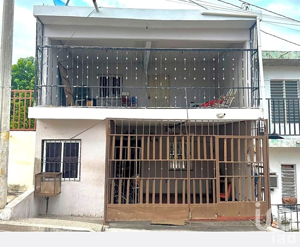 VENTA DE CASA EN LA COL. 5 DE MAYO , CULIACAN SINALOA