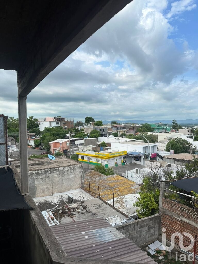 VENTA DE CASA EN LA COL. 5 DE MAYO , CULIACAN SINALOA
