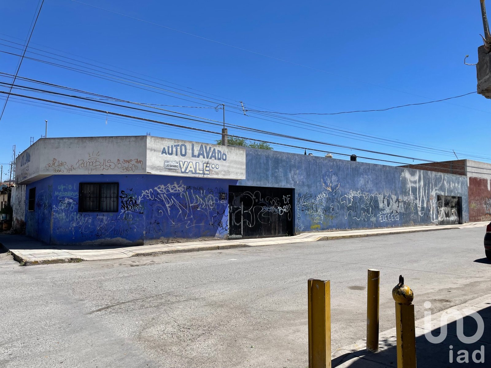 VENTA DE BODEGA EN ESQUINA EN LA COLONIA SATELITE, SLP