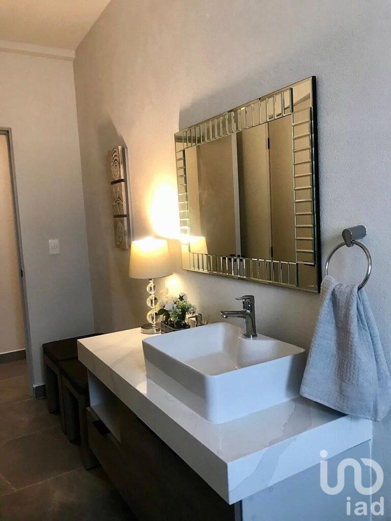 DEPARTAMENTO EN VENTA ZIBATA CLUB DE GOLF