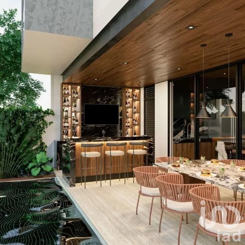 CASA EN EN PRIVADA CON AMENIDADES JUNTO A YUCATAN COUNTRY CLUB MERIDA