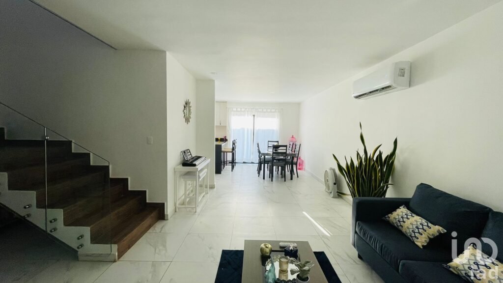 Se vende casa en Hacienda del Seminario, Mazatlán, Sinaloa.