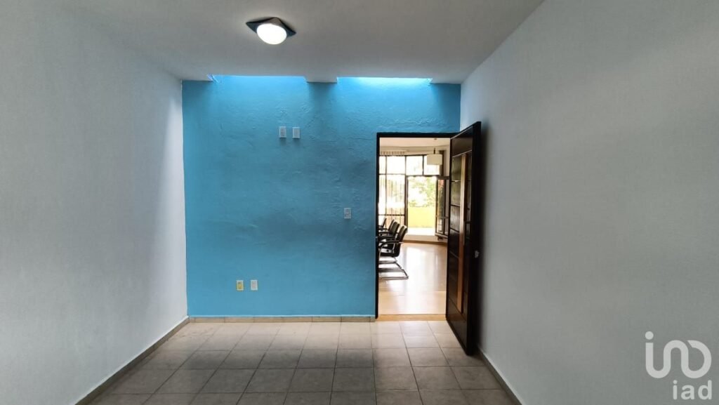 OFICINA EN PLANTA ALTA EN RENTA (Santa Lucia)