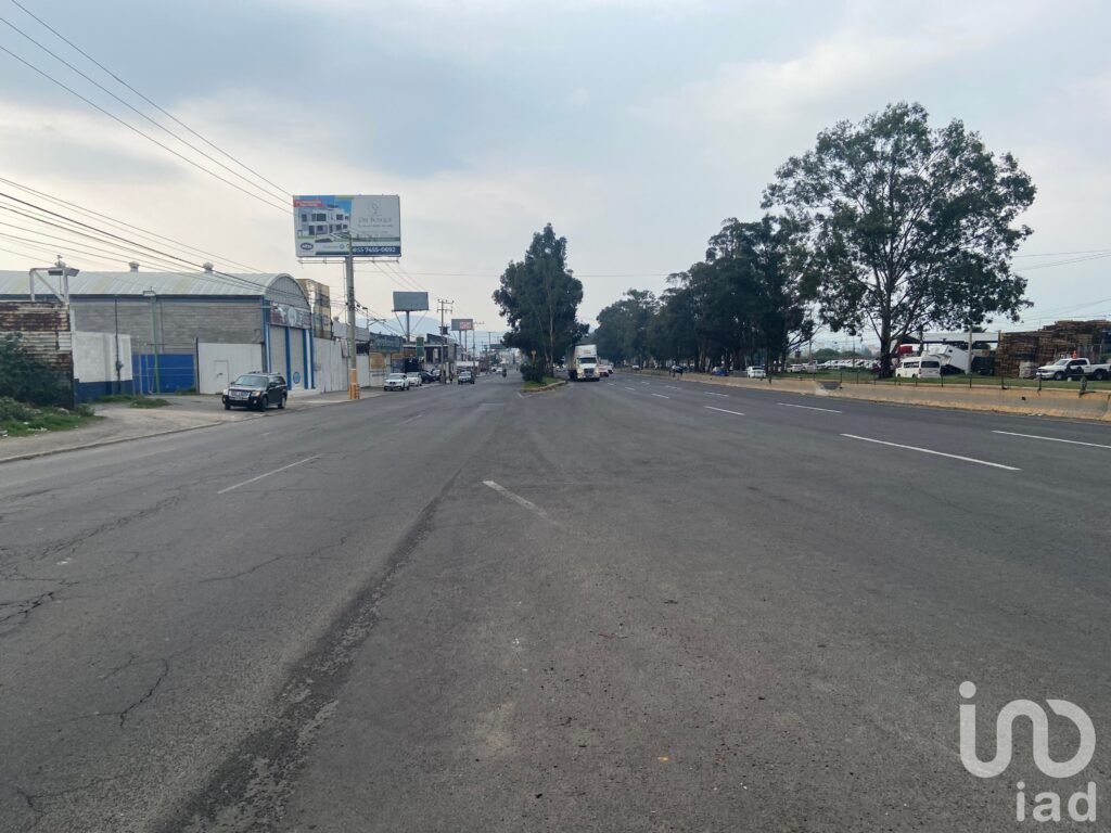 Terreno en venta en el mejor Corredor Urbano de Chalco, Edo. Mex.
