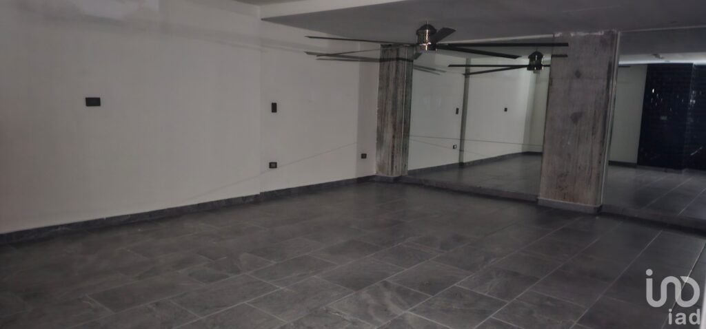 Se renta local comercial en Plaza Camino al Mar, Mazatlán, Sinaloa.