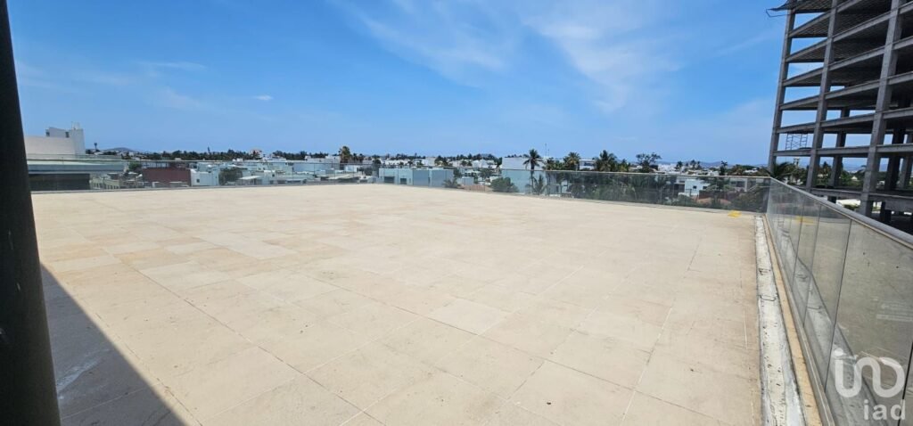 Se renta espacio comercial Terraza Sur en Plaza Camino al Mar