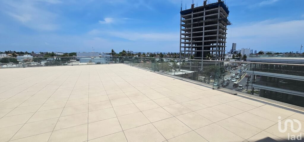 Se renta espacio comercial Terraza Norte en Plaza Camino al Mar. Mazatlán, Sinaloa.