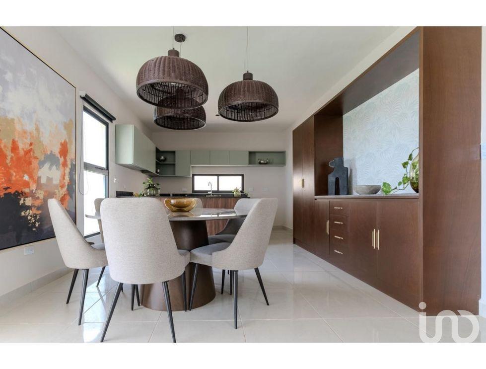 VENTA CASA EN NORTE DE MERIDA, PRIVADA CONKAL