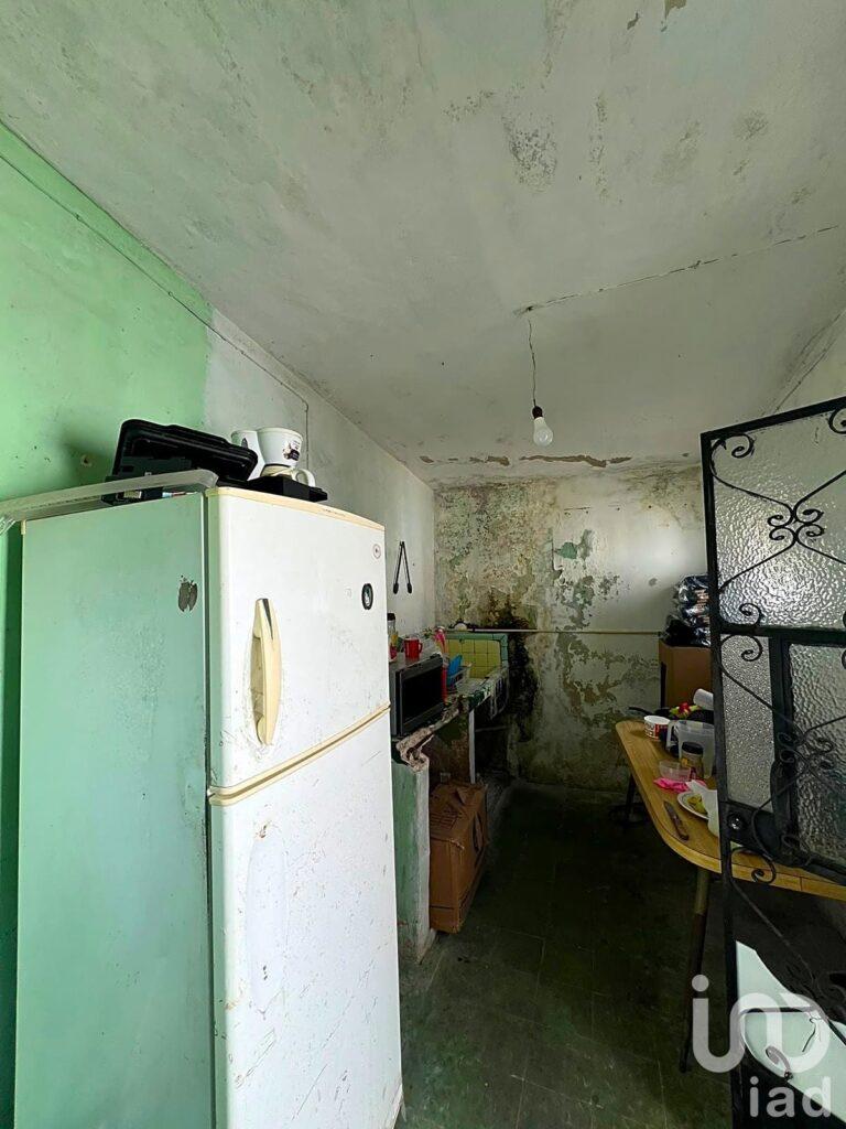 CASA EN VENTA EN CENTRO DE MÉRIDA, ZONA SANTIAGO