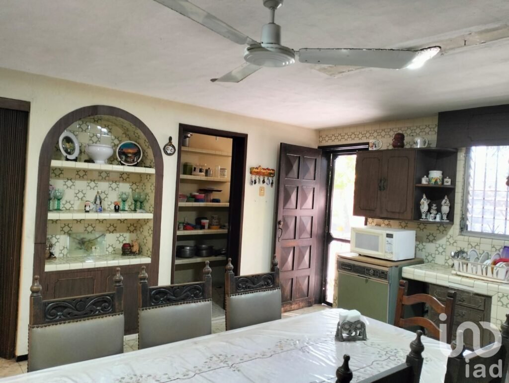 CASA EN VENTA EN CENTRO DE MÉRIDA, YUC. ZONA SANTIAGO