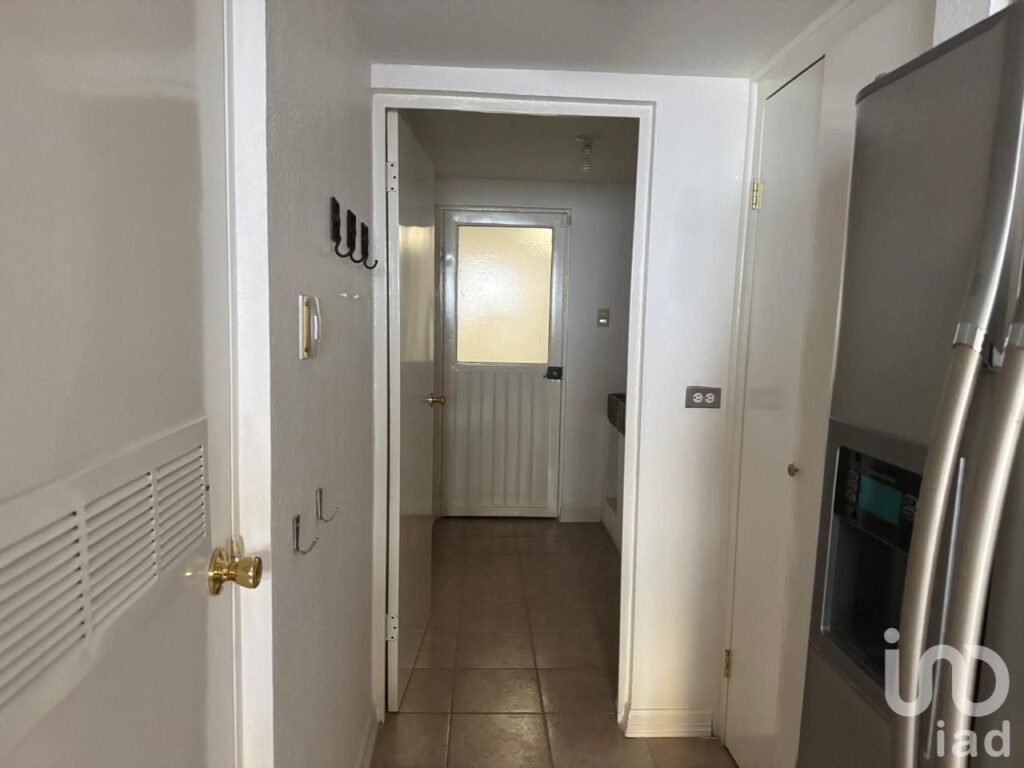 CASA EN VENTA EN LOS MANANTIALES