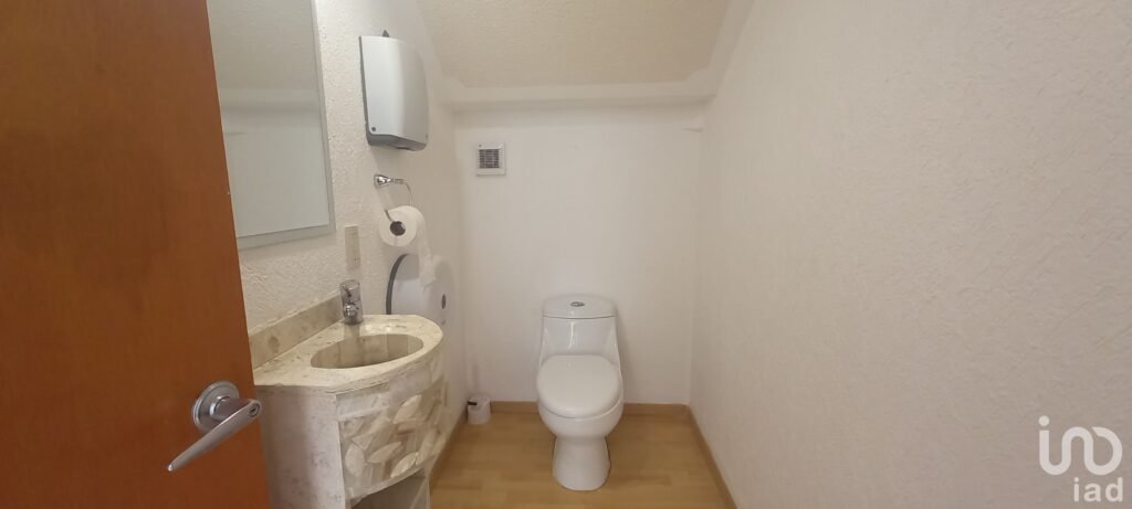 Casa en venta en Milenio Queretaro con alberca