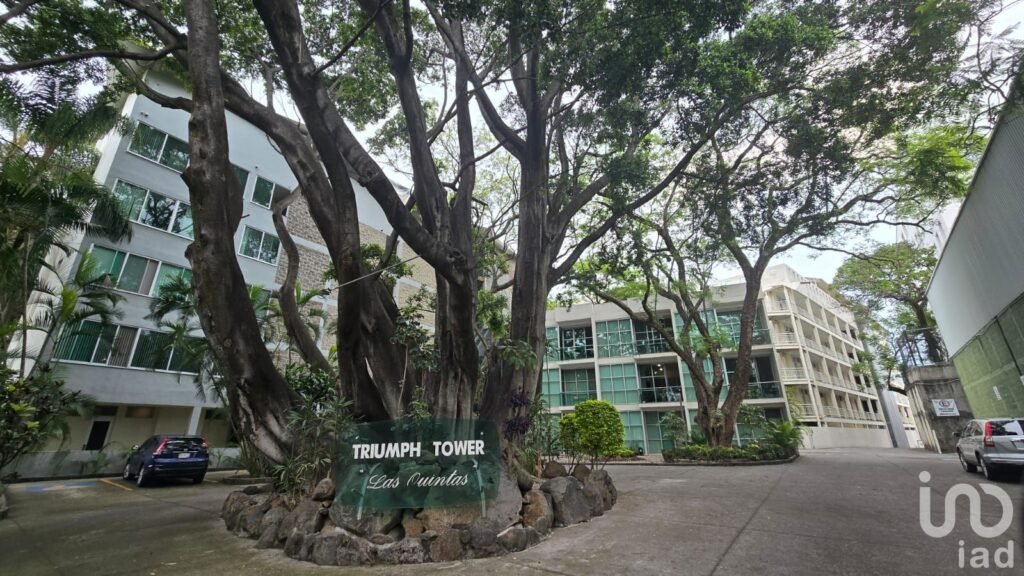 TRIUMP TOWER DEPARTAMENTO DOBLE EN VENTA AMUEBLADO