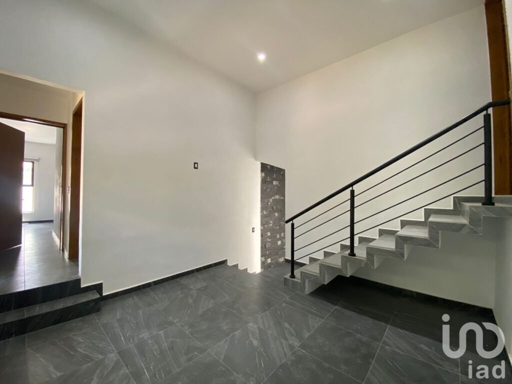 Moderna casa en renta al norte en Trojes de Kristal