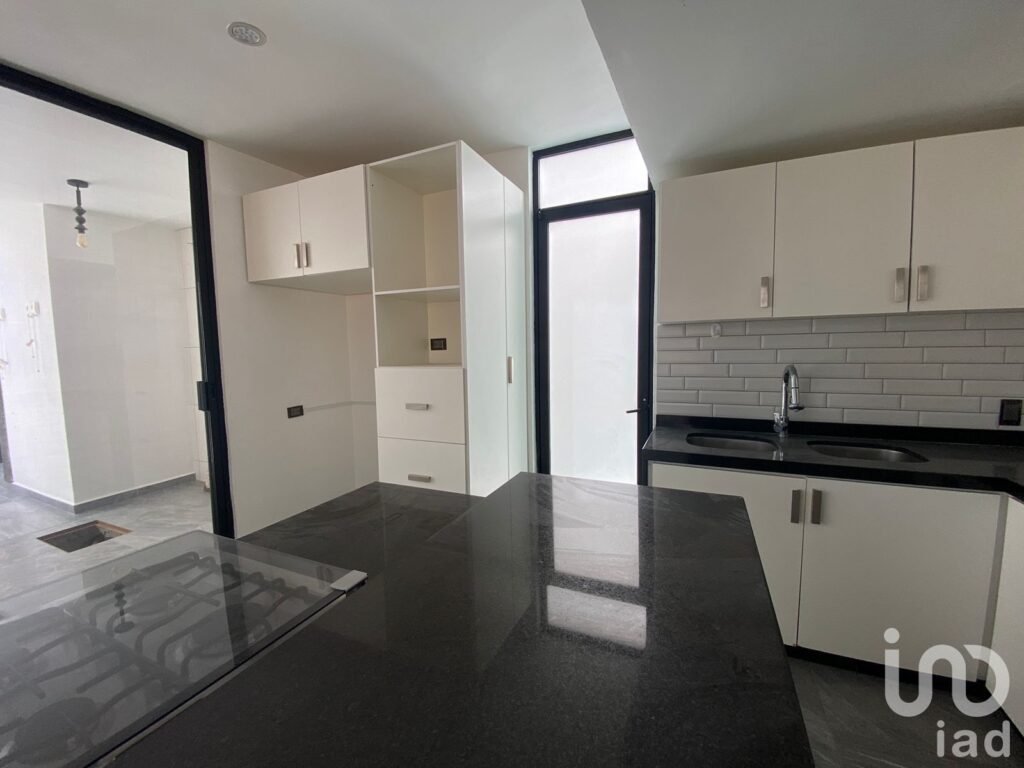 Moderna casa en renta al norte en Trojes de Kristal