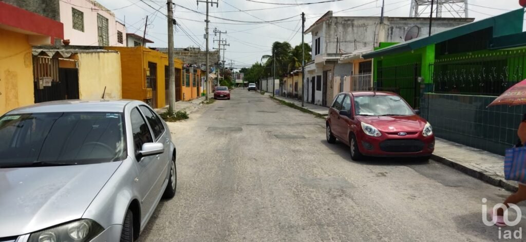 VENDO TERRENO EN LA SUPERMANZANA 67  (RUTA 5) CANCÚN, Q.ROO