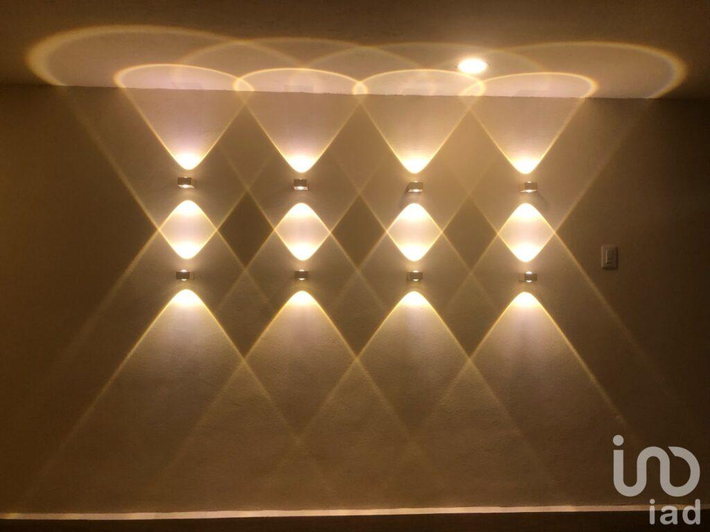 LUJOSA RESIDENCIA CON CASA PRINCIPAL Y TRES DEPARTAMENTOS EN OXTOPULCO UNIVERSIDAD,  COYOACÁN, CDMX.