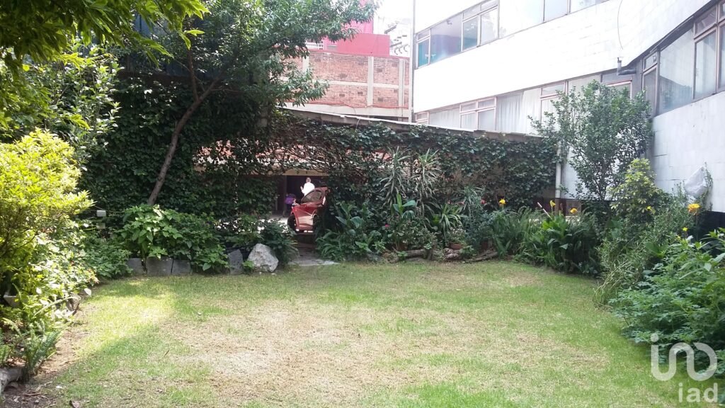 EDIFICIO DE 8 NIVELES EN VENTA EN AV. CUAUHTÉMOC - SANTA CRUZ ATOYAC, BENITO JUÁREZ, CDMX