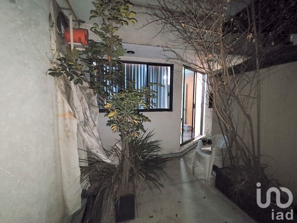 PROPIEDAD COMERCIAL EN VENTA EN XOCHIMILCO: Ideal para Inversionistas o Corporativos