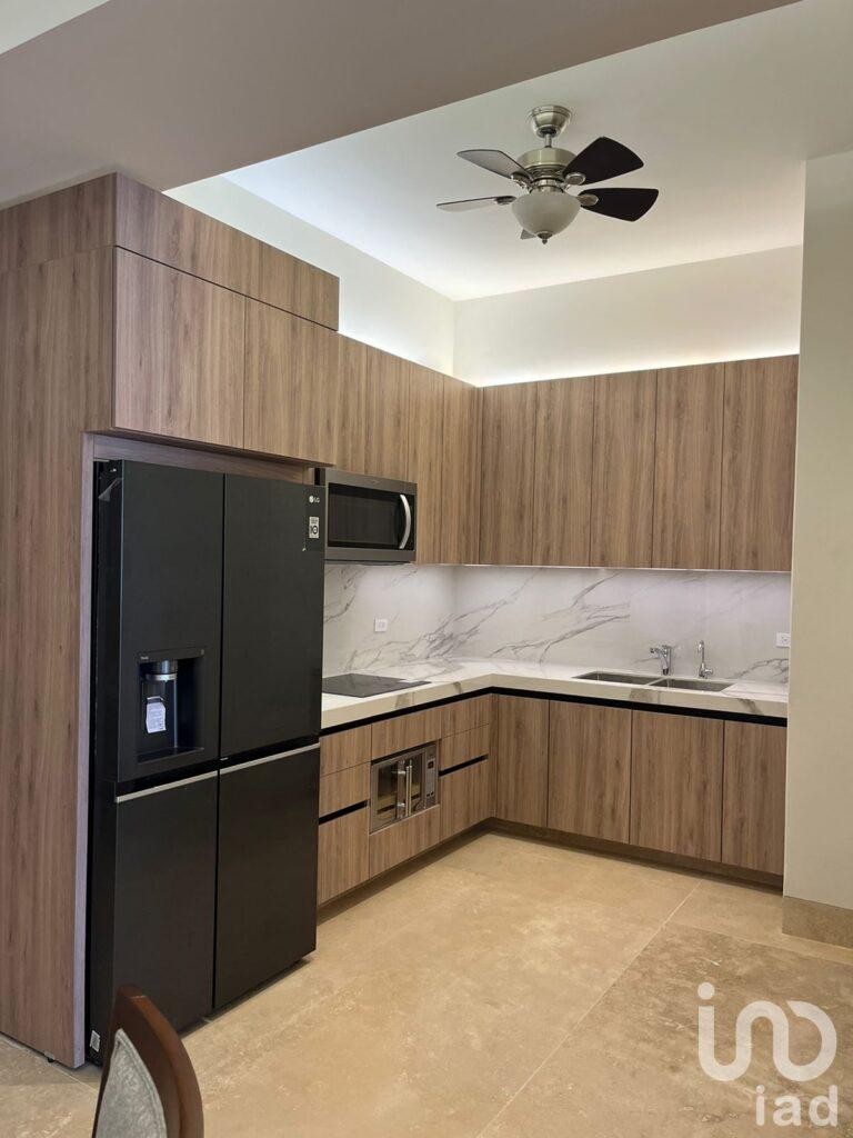 Departamento de lujo en venta exclusivo y cómodo en Privada, Altabrisa, Mérida, Yucatán. 2 Rec B