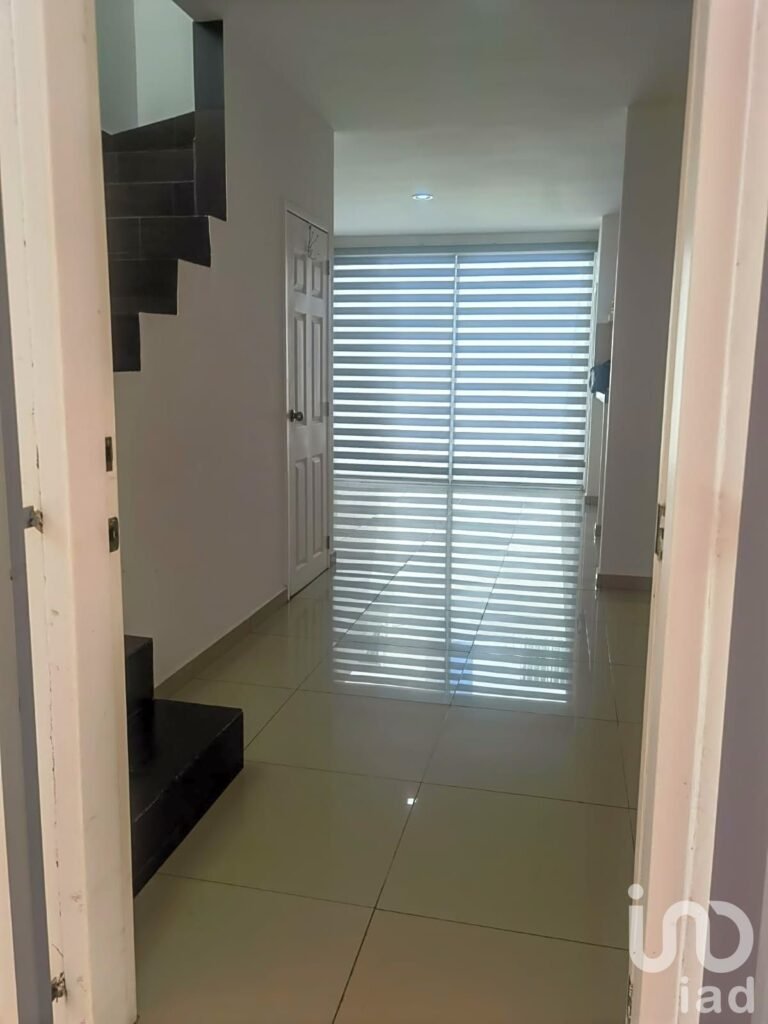 VENTA DE CASA EN FRACC. ESPACIOS BARCELONA  EN CULIACAN