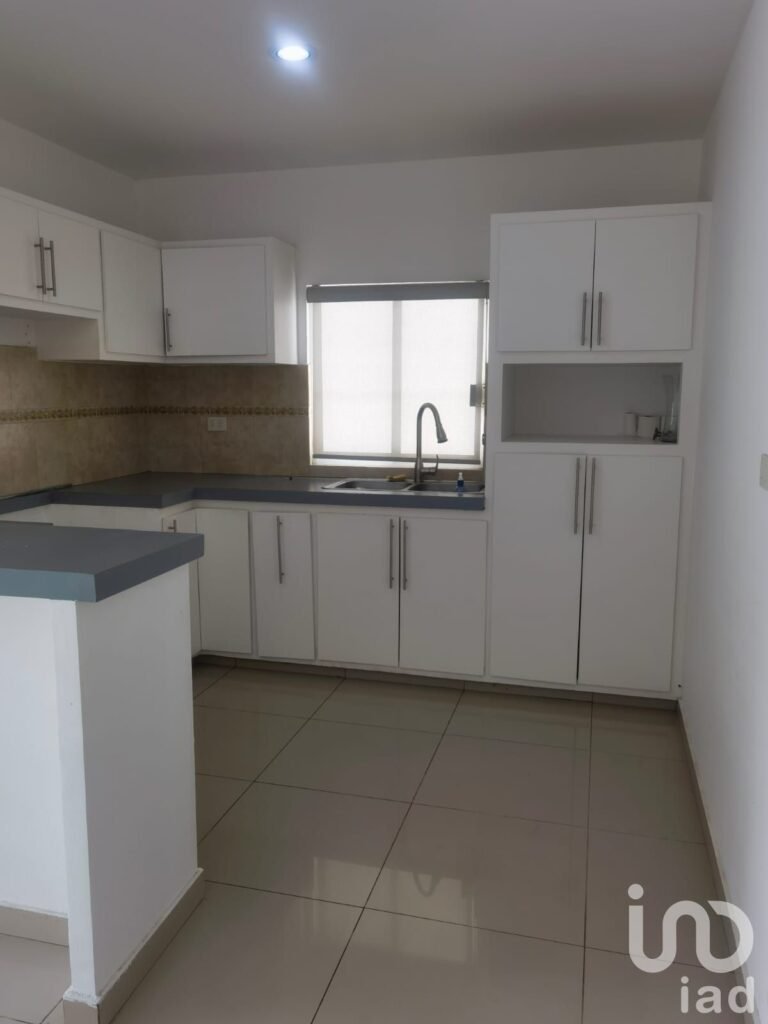 VENTA DE CASA EN FRACC. ESPACIOS BARCELONA  EN CULIACAN